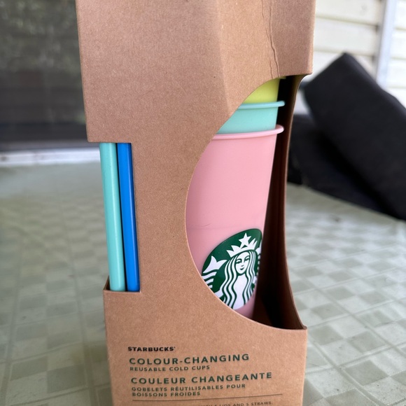 STARBUCKS Color changing reusable cold cups Sold out in minutes - Picture 2 of 8
